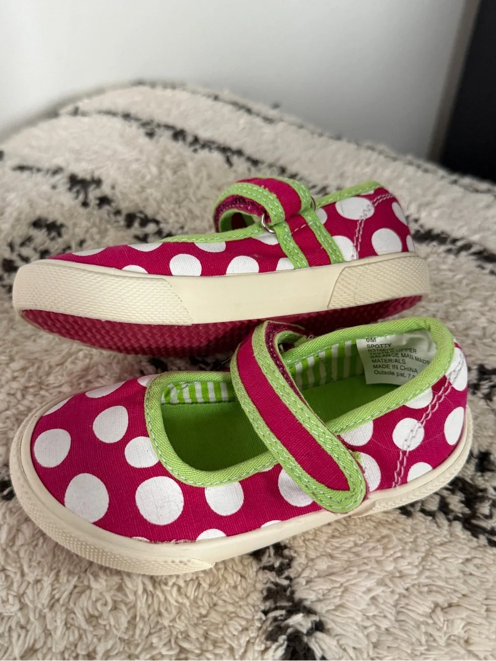 Skechers Girls Hot Pink Polka Dot Mary Janes with Lime Trim